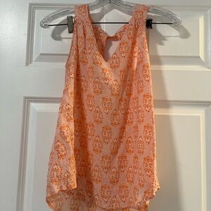 Old Navy Peach Lightweight Floral Tank Top